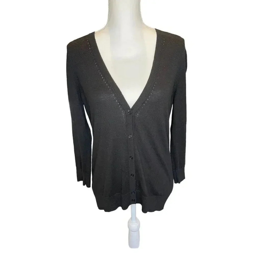 Ann‎ Taylor Loft Women’s Medium Black Signature V-neck Long Sleeved Cardigan